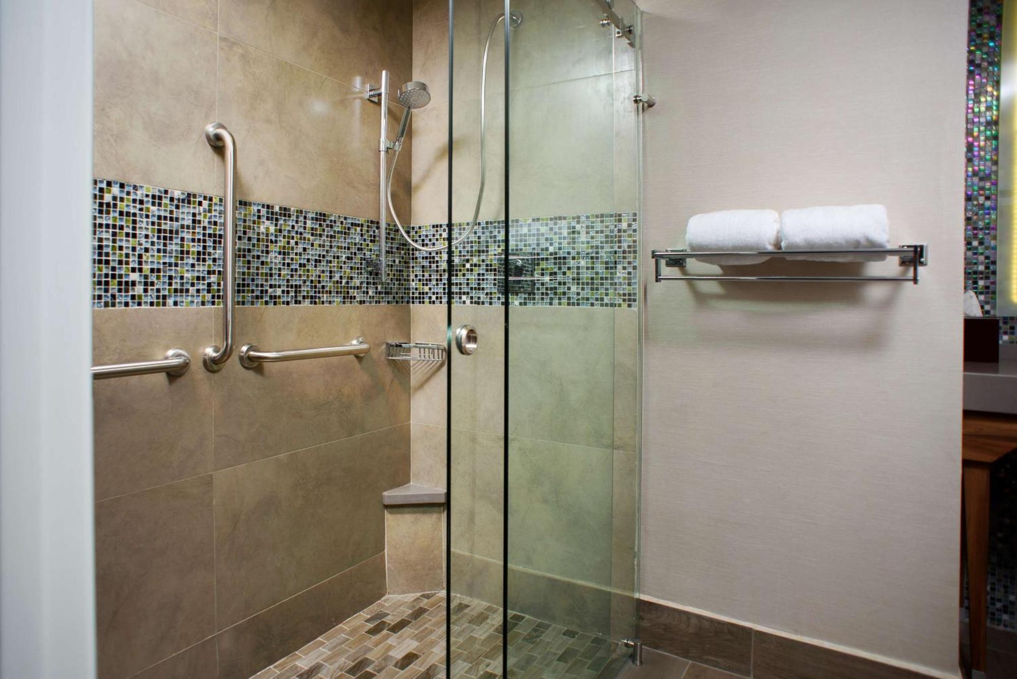 Hampton Inn Piedras Negras Exterior foto