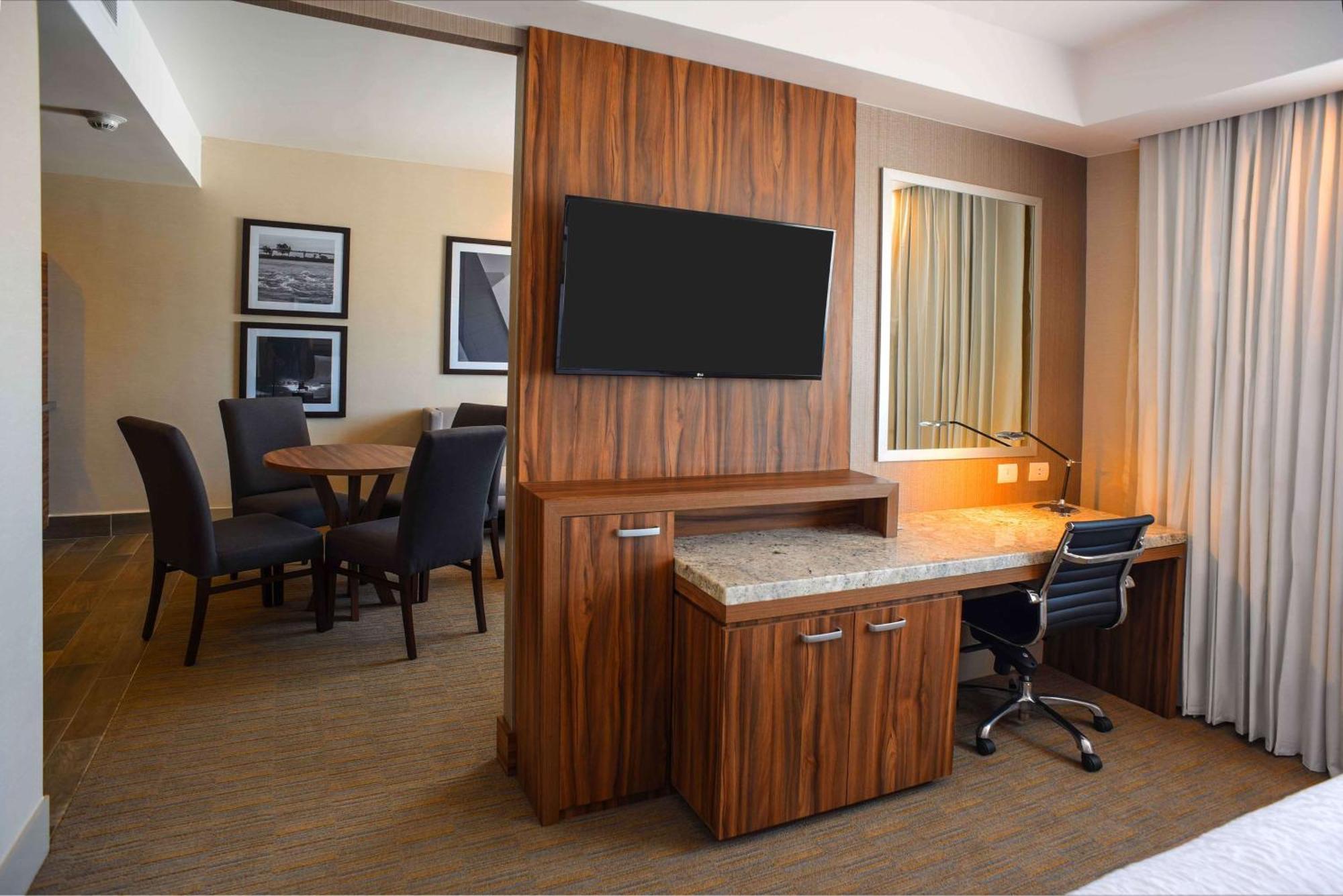 Hampton Inn Piedras Negras Exterior foto